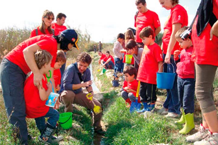 Imagen de gente participando en la actividad